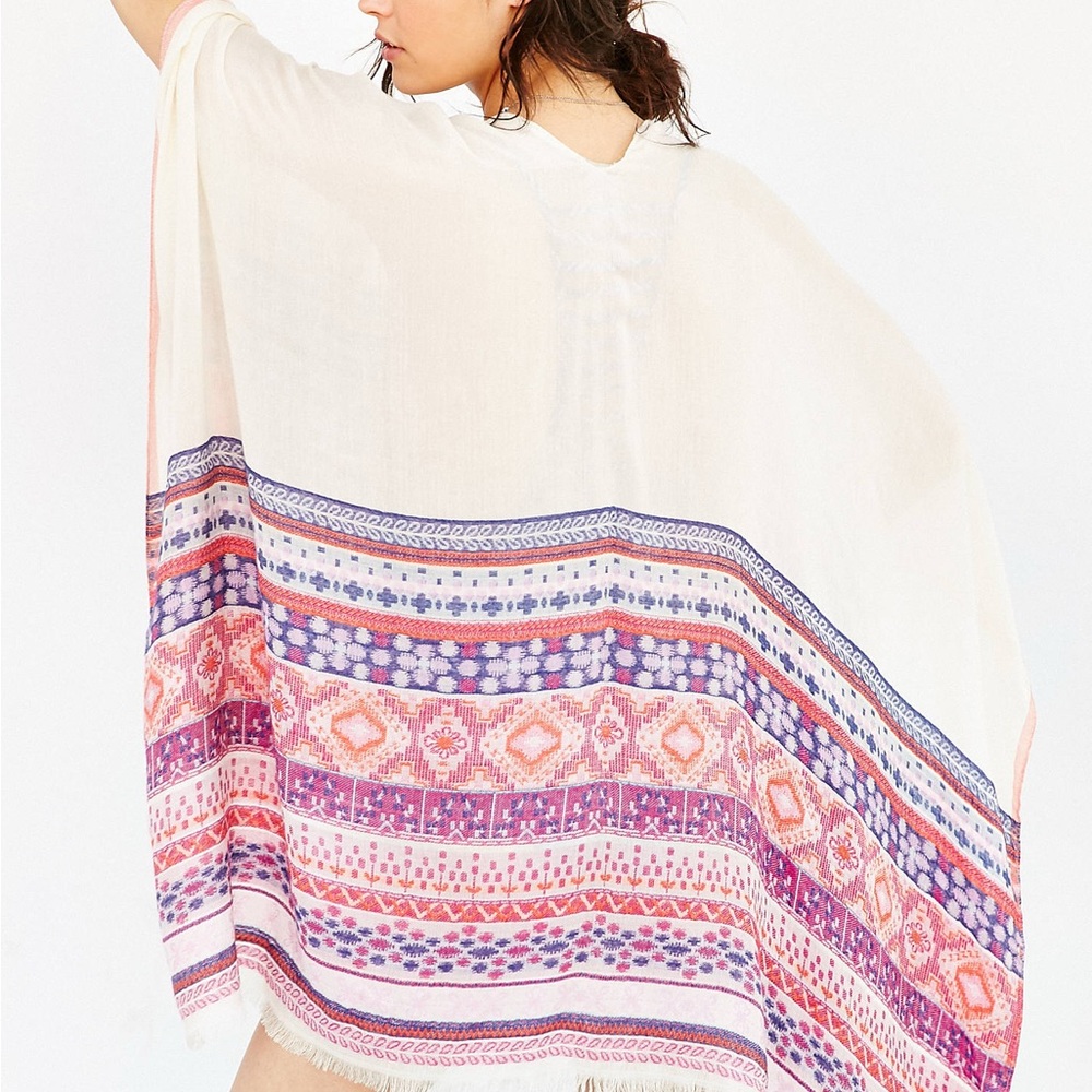 Ecoté Bali Border Open Poncho
